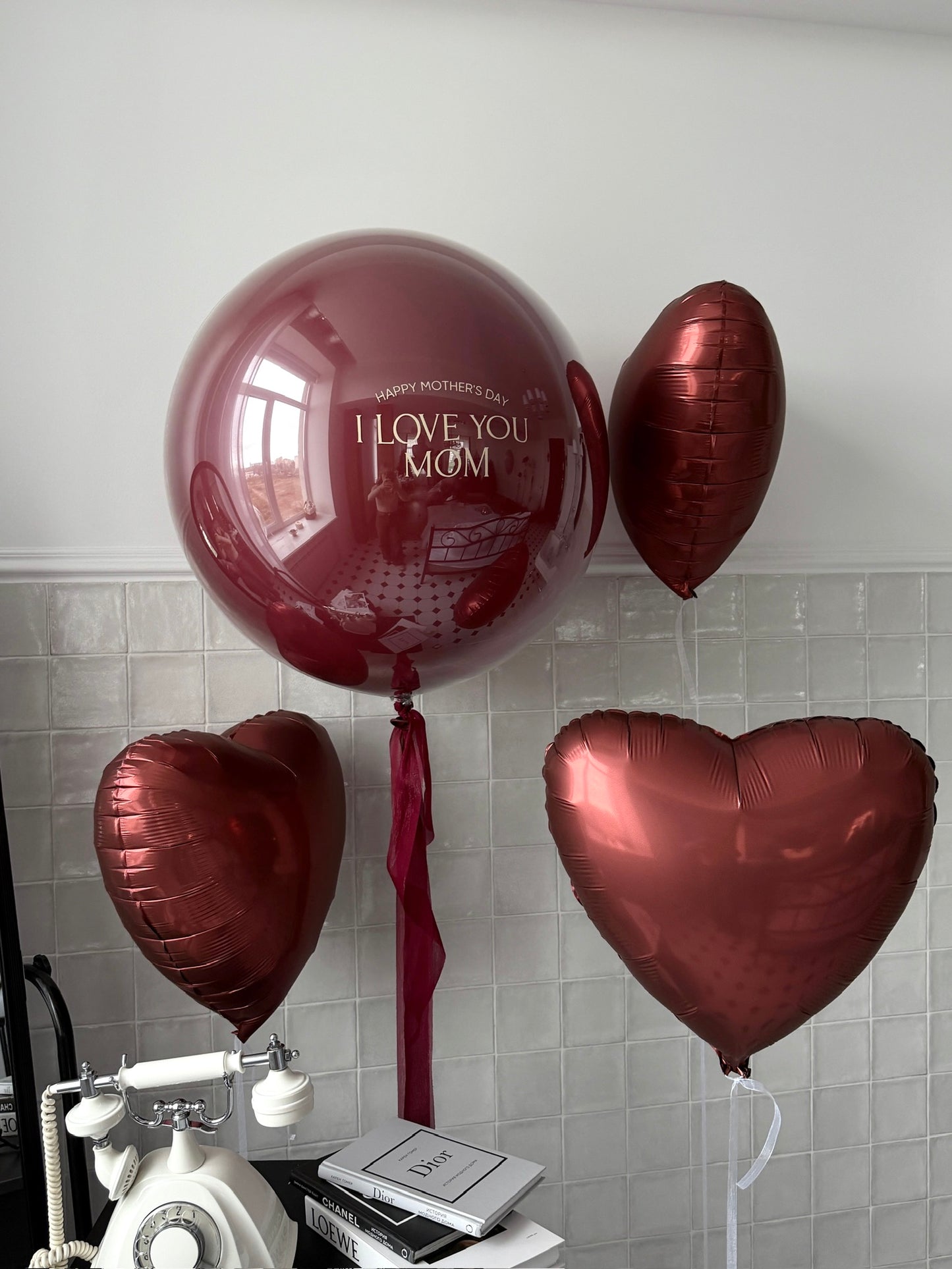 Mother’s Day Bubble Balloon Set with personalized bubble balloon and heart balloons on individual weights for celebration decor in Manhattan